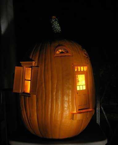 Urban Fairies, fairy doors, fairy door, Pumpkin, Jack-o-lantern, Halloween, fairy pumpkin cottage